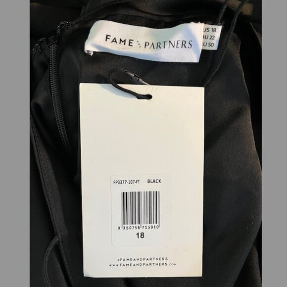 Fame and Partners - Black Long Dress Cowl Neck - NWT - Size 18 - Picture 3 of 3